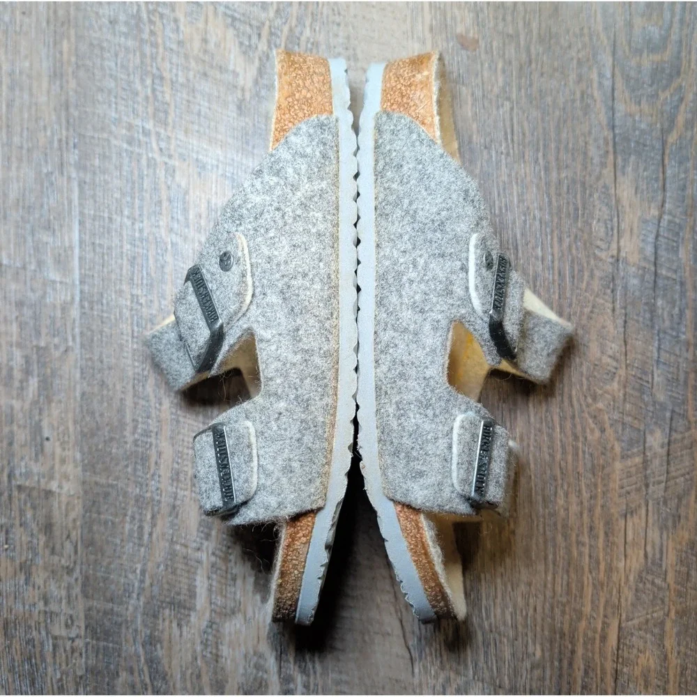 Birkenstock Arizona Rivet Gray Wool Shearling Buckle Sandals Girls Sz EU 33 US 2